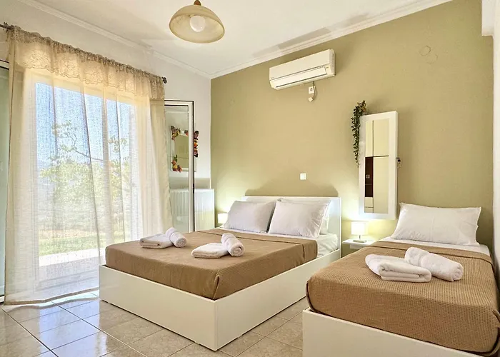 Villa Serenity Spilia Garden Floor