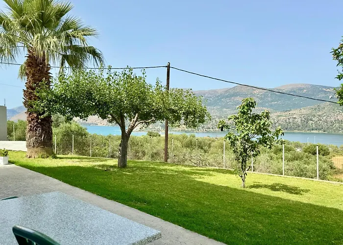 Villa Serenity Spilia Garden Floor